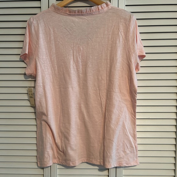 Eddie Bauer Women’s Keyhole Light Pink Shirt NWT XL - Picture 6 of 6
